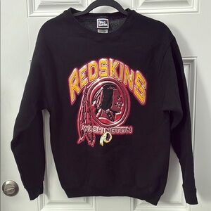Vintage Washington  Redskins Crewneck Sweater size medium